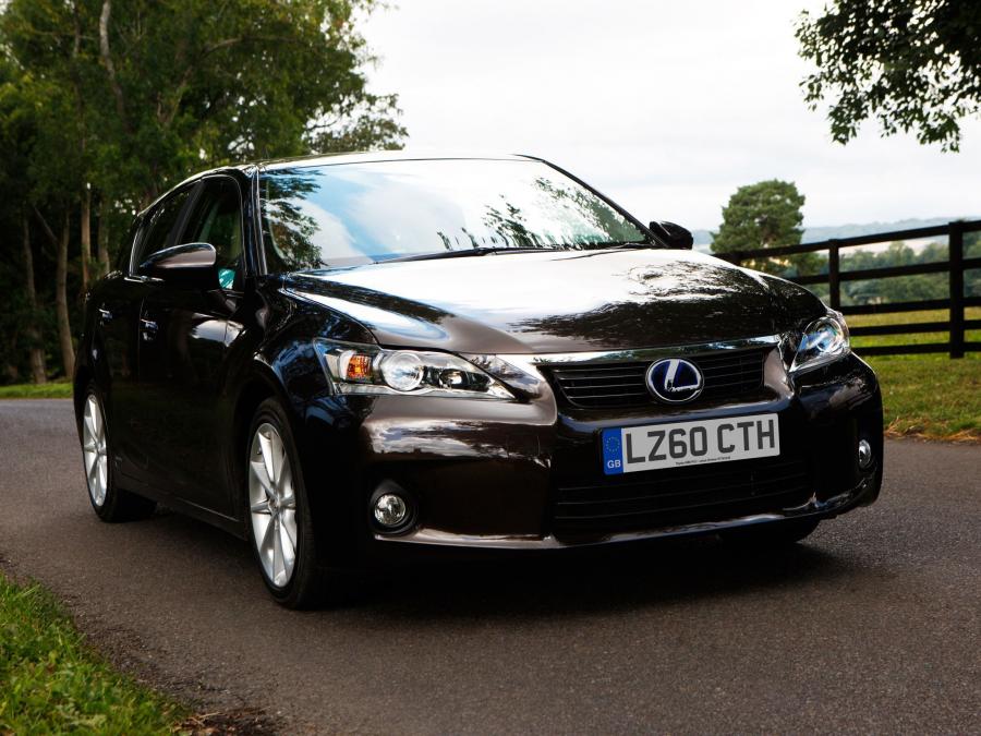  Lexus CT200h 2010 года  (UK) (фото 12 из 27)